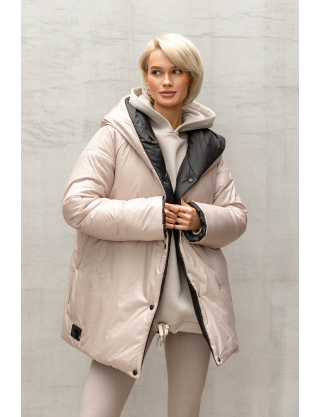 Картинка Чорно-бежева куртка